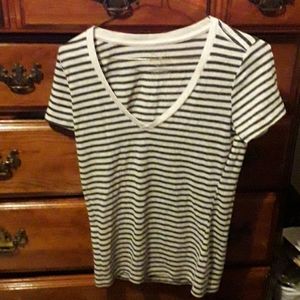 Wet seal black and white stripped v neck